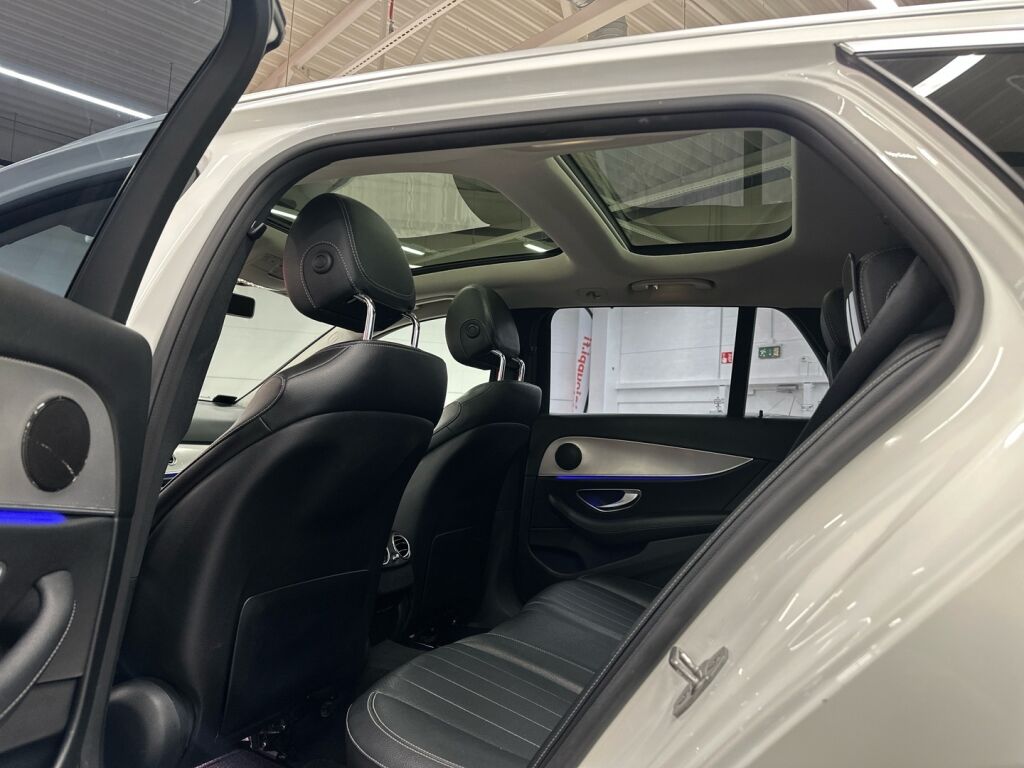 Mercedes-Benz E 2017 Valkoinen