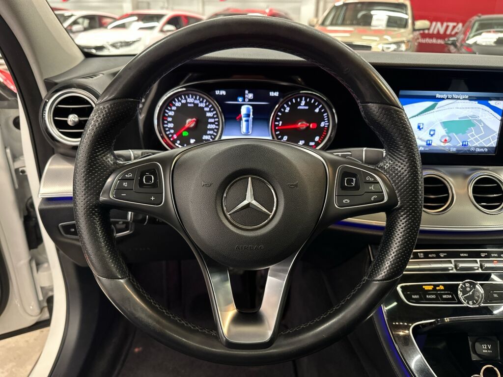 Mercedes-Benz E 2017 Valkoinen
