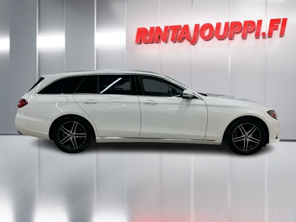 Mercedes-Benz E 2017 Valkoinen