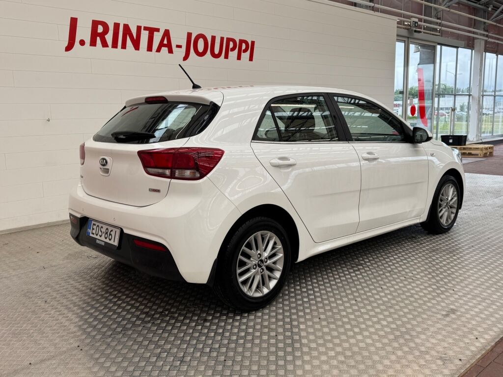Kia Rio 2017 Valkoinen