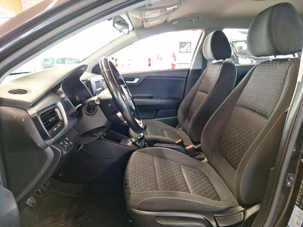 Kia Rio 2017 Ruskea (beige)