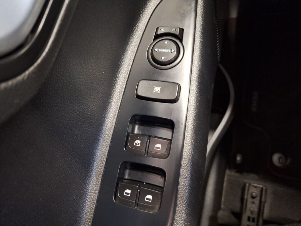 Kia Rio 2017 Ruskea (beige)