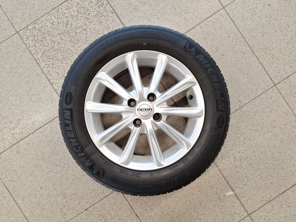 Kia Rio 2017 Ruskea (beige)