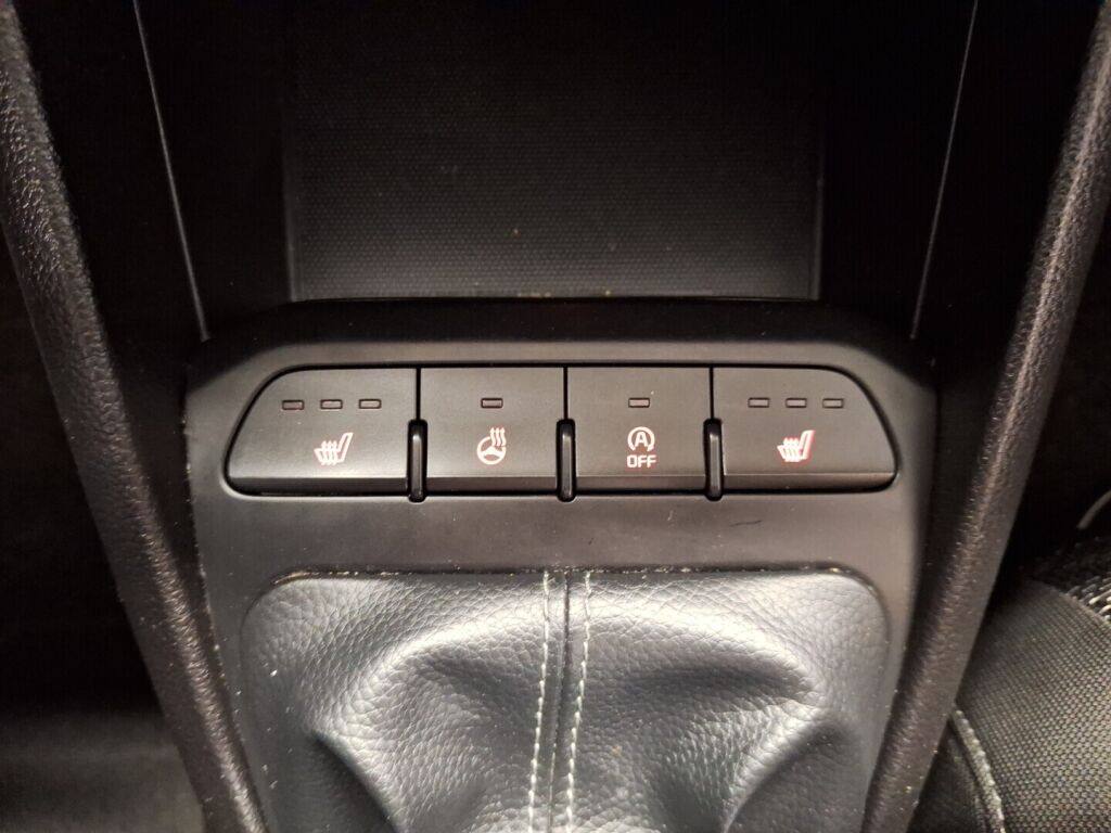 Kia Rio 2017 Ruskea (beige)