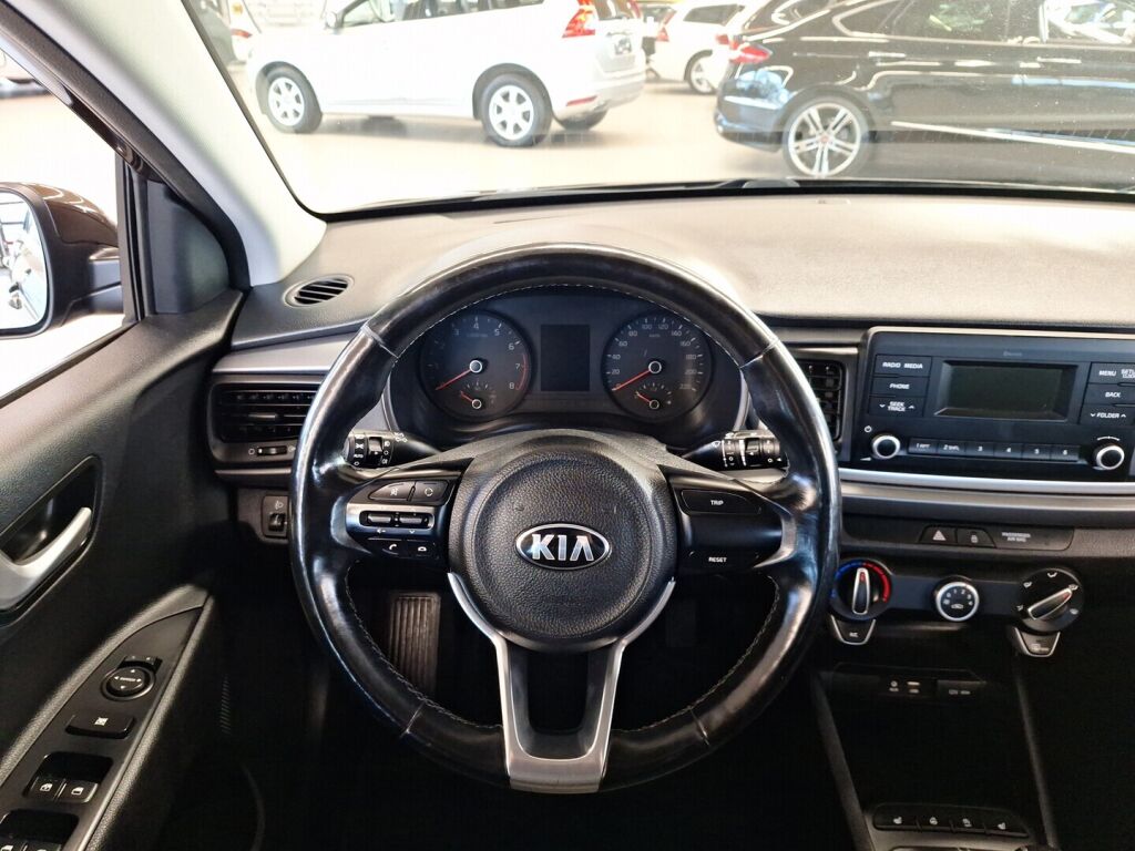 Kia Rio 2017 Ruskea (beige)