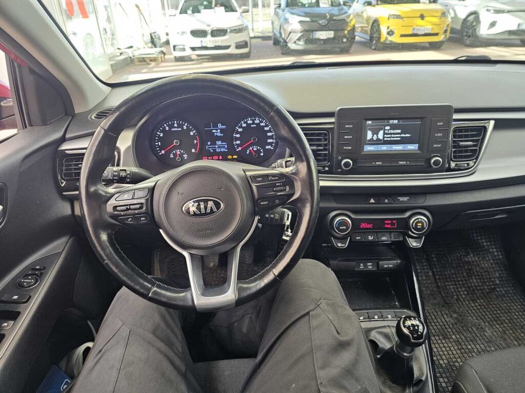 Kia Rio 2017 Punainen