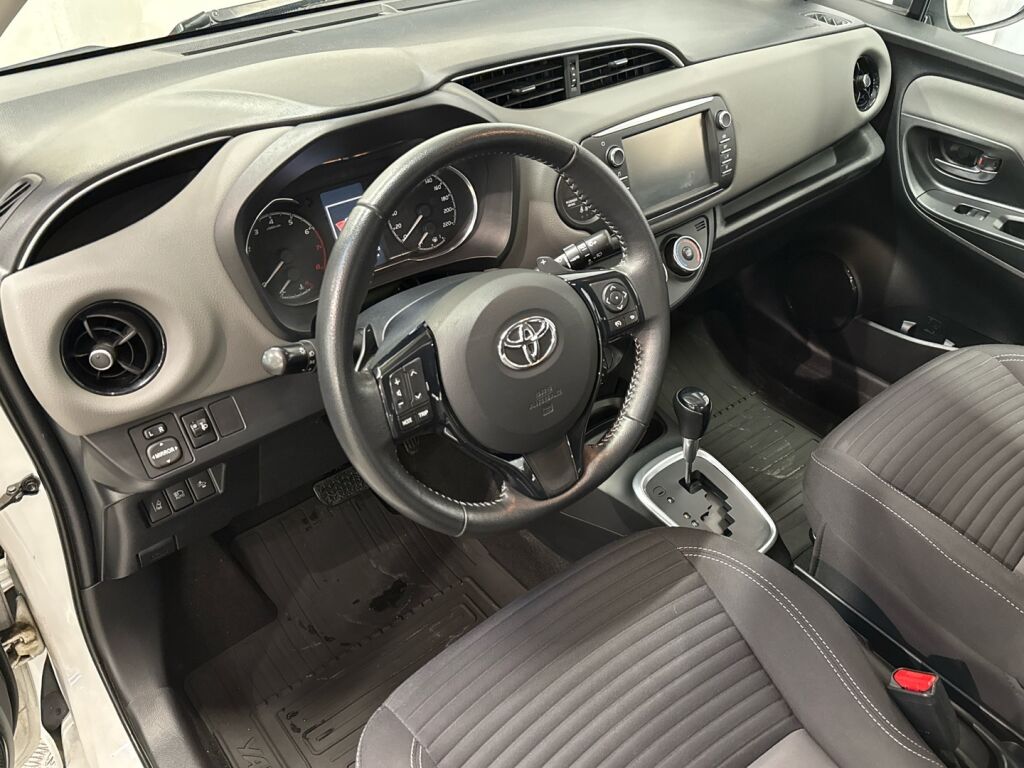 Toyota Yaris 2018 Valkoinen