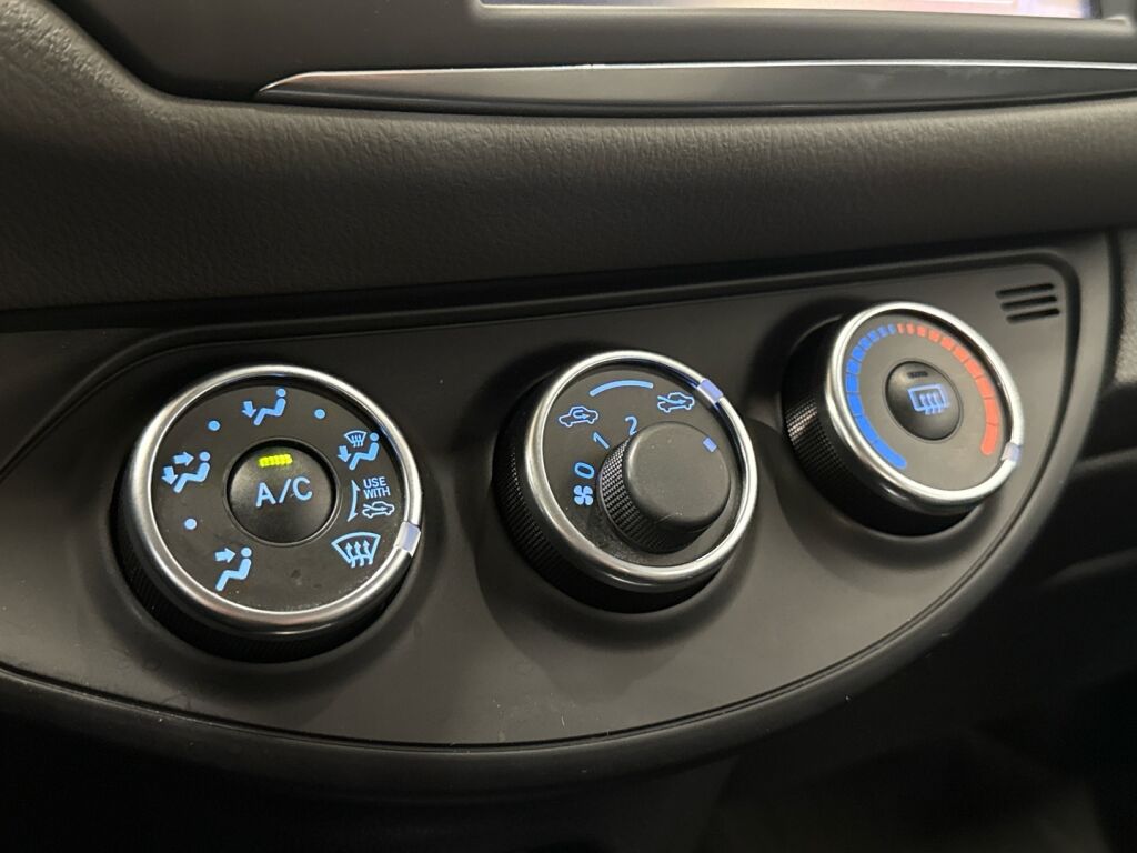 Toyota Yaris 2018 Valkoinen