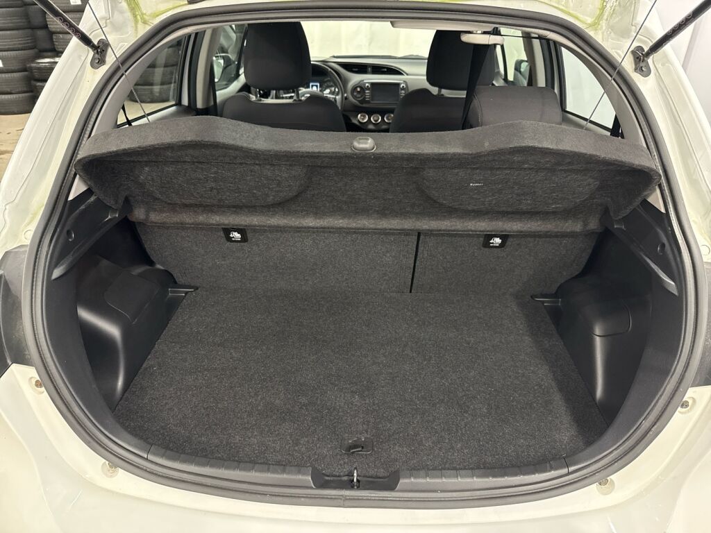 Toyota Yaris 2018 Valkoinen