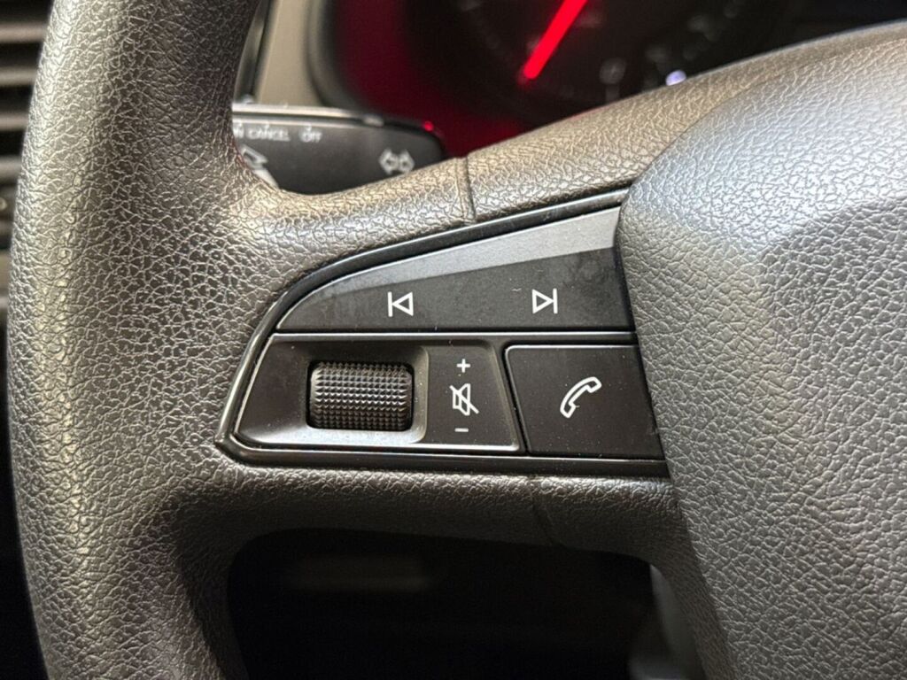 Seat Leon 2017 Violetti