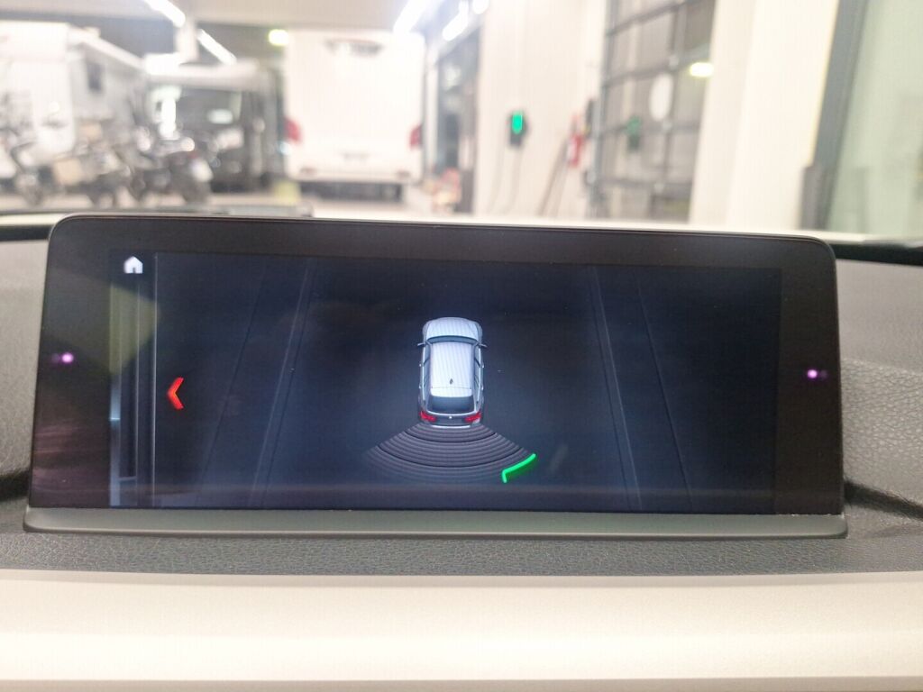 BMW 320 2017 Valkoinen