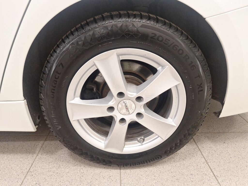 BMW 320 2017 Valkoinen