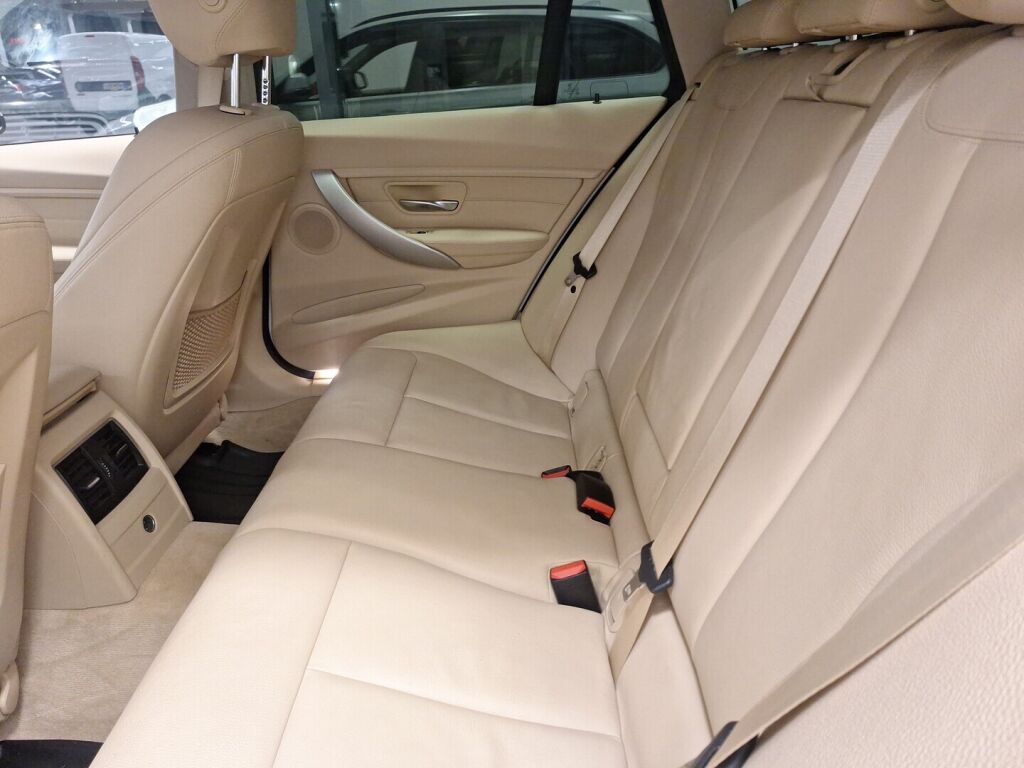 BMW 320 2017 Valkoinen