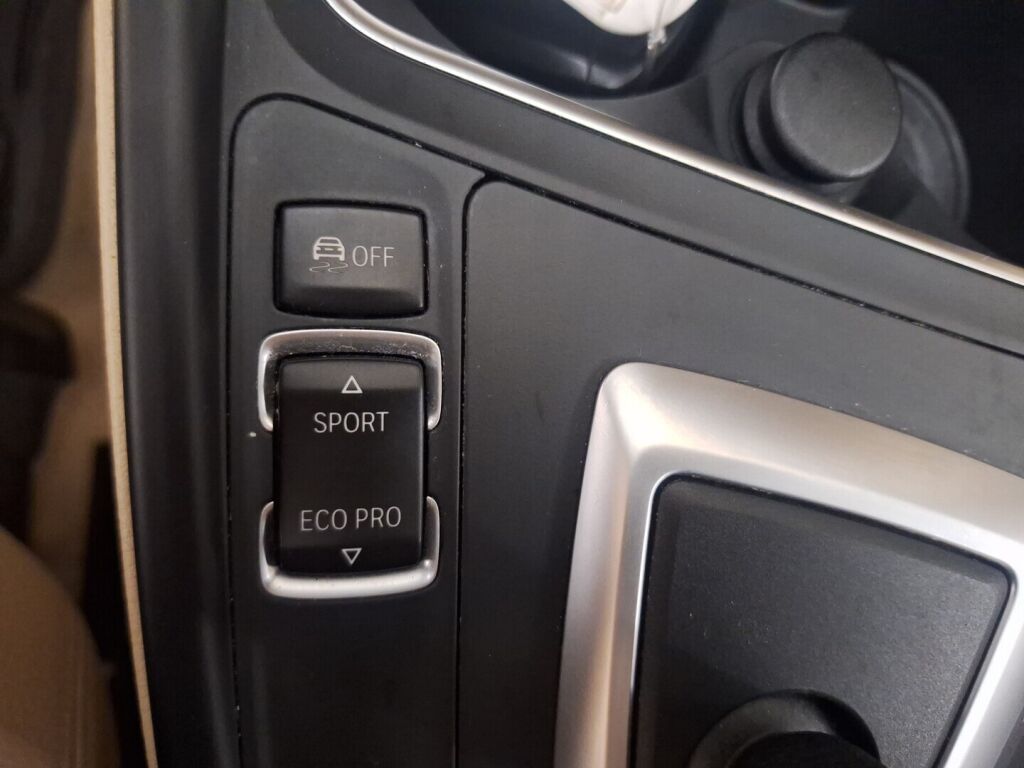 BMW 320 2017 Valkoinen