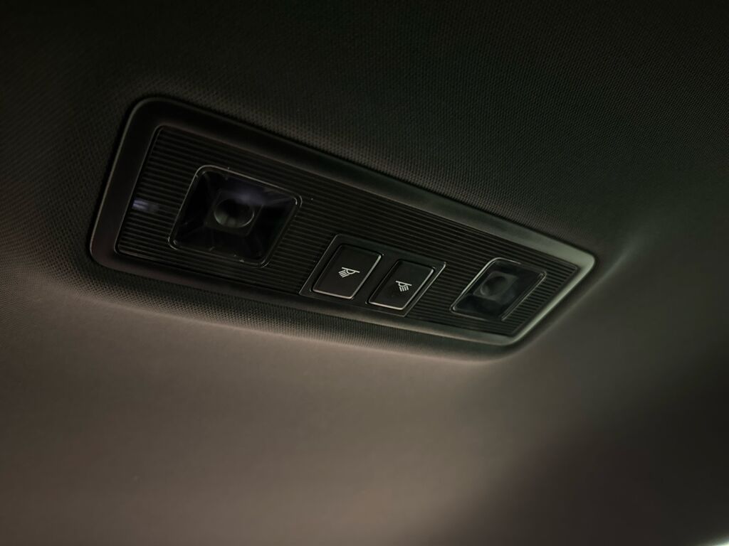 Skoda Superb 2018 Valkoinen