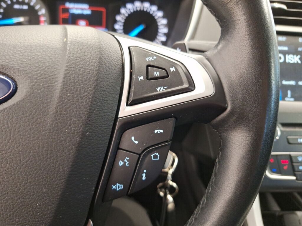 Ford Mondeo 2018 Valkoinen