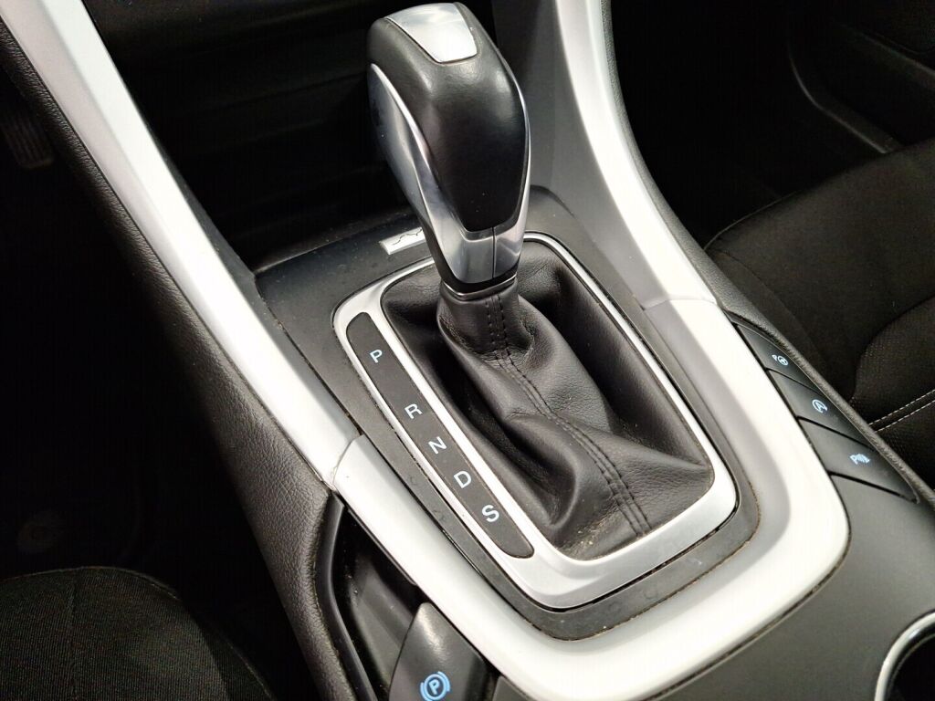 Ford Mondeo 2018 Valkoinen