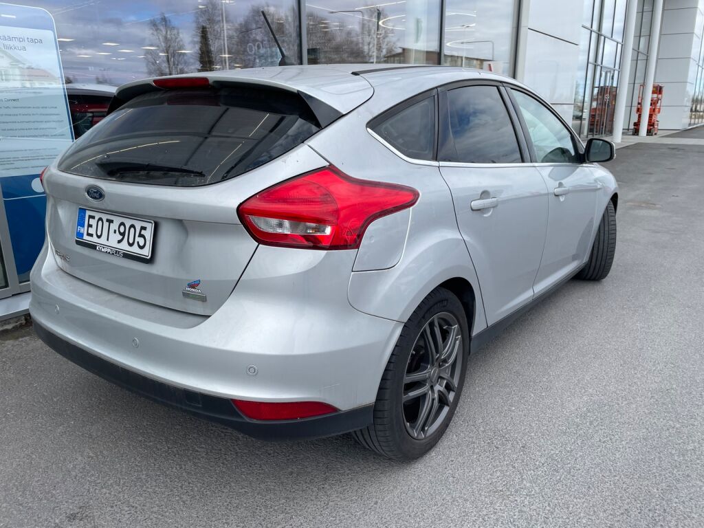 Ford Focus 2018 Harmaa