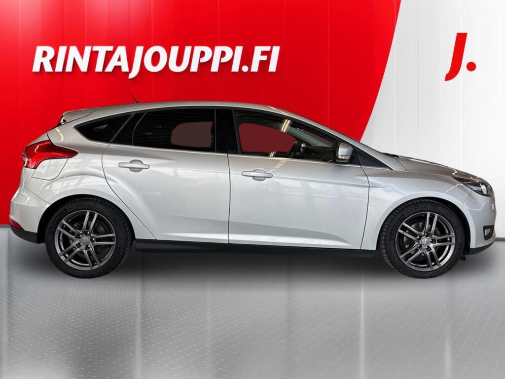 Ford Focus 2018 Harmaa