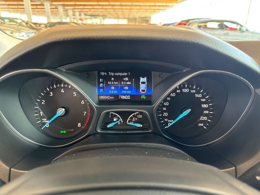 Ford Focus 2018 Harmaa
