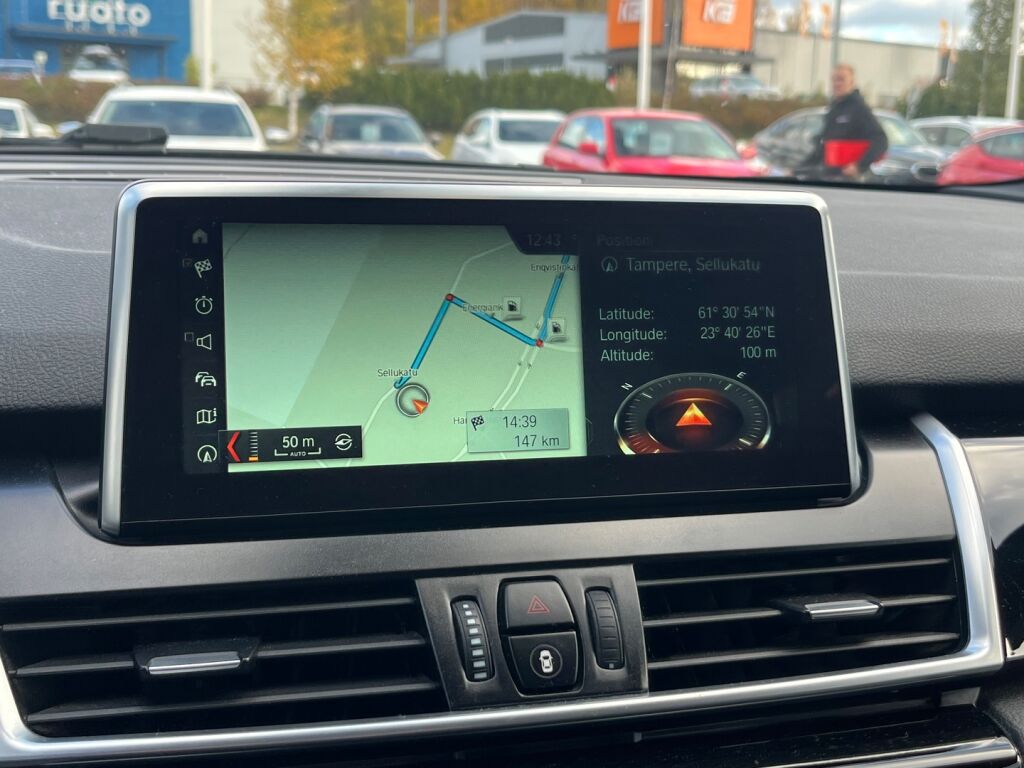 BMW 225 2018 Valkoinen