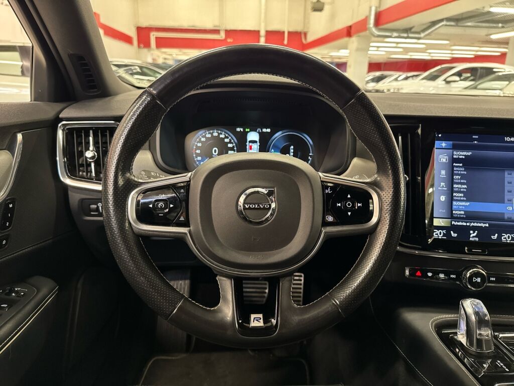 Volvo V90 2018 Sininen