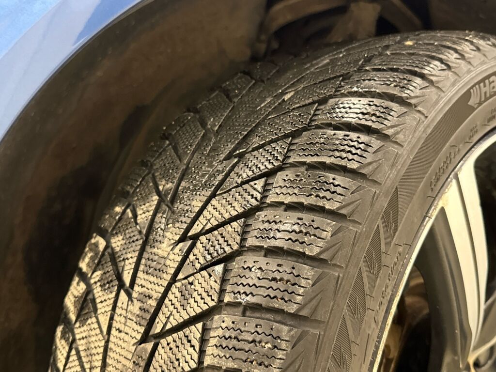 Volvo V90 2018 Sininen