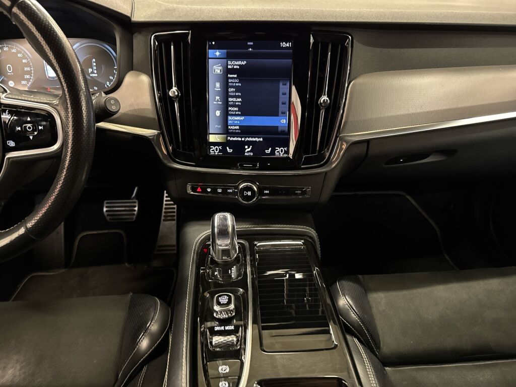 Volvo V90 2018 Sininen