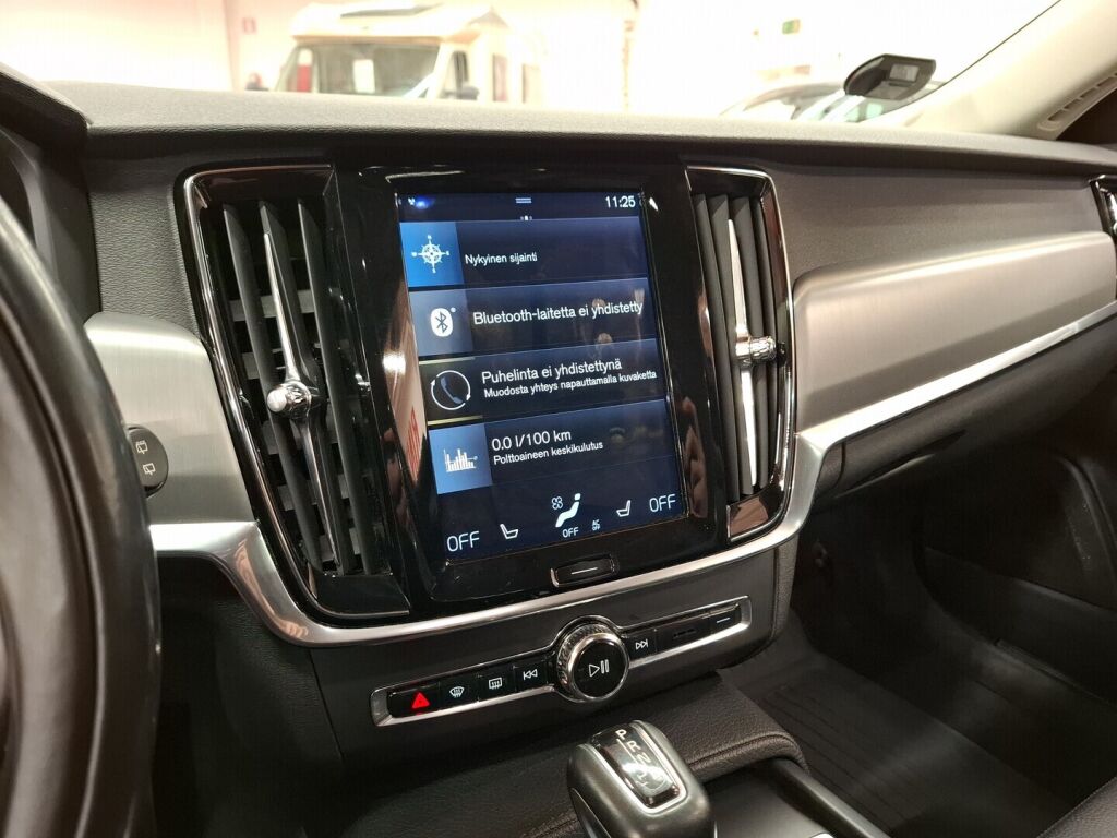 Volvo V90 2017 Harmaa
