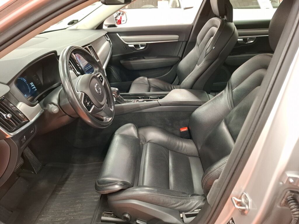 Volvo V90 2017 Harmaa