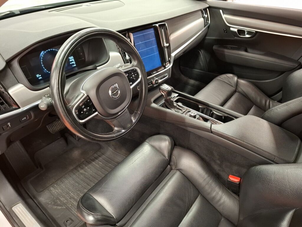 Volvo V90 2017 Harmaa