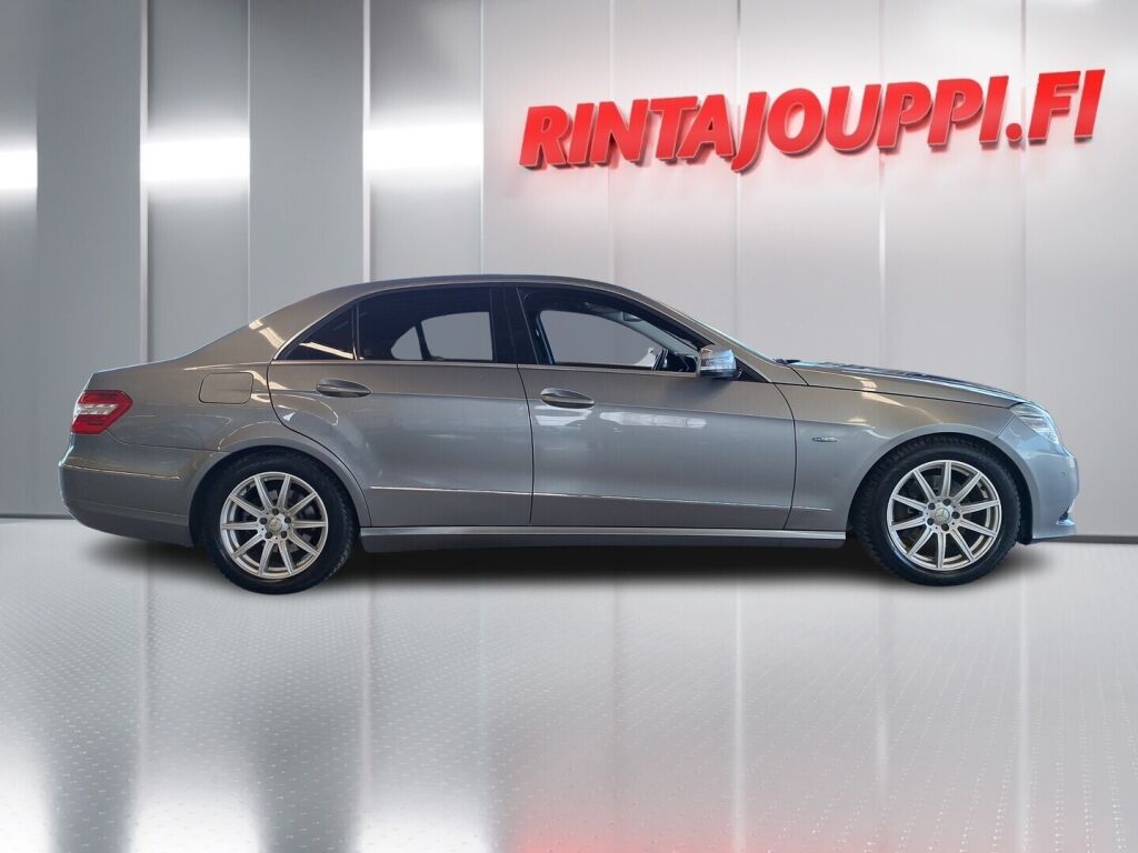 Mercedes-Benz E 2010 Harmaa