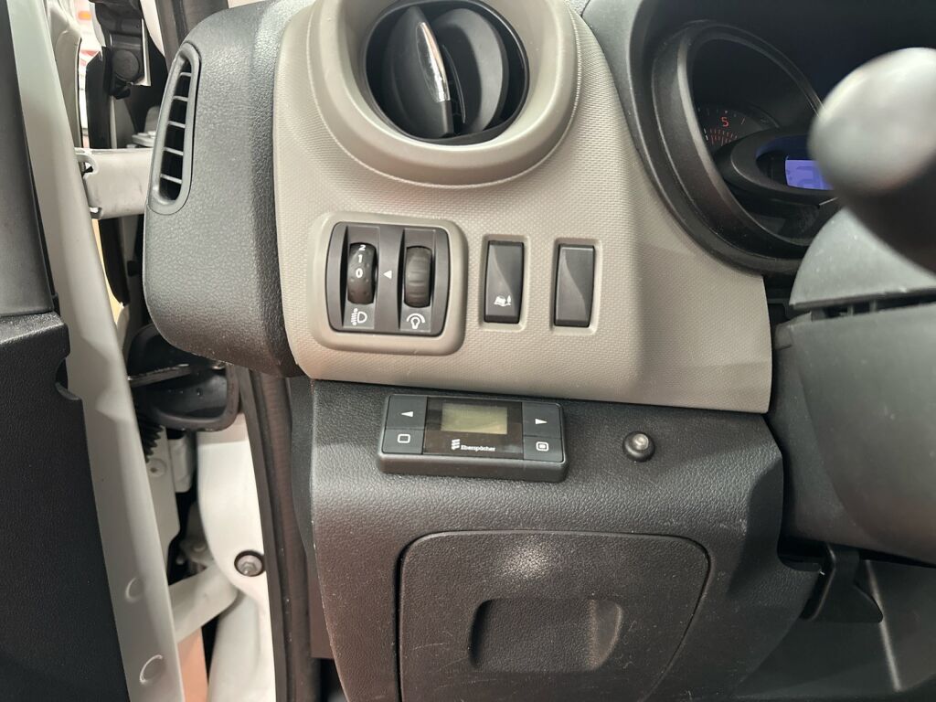 Renault Trafic 2018 Valkoinen