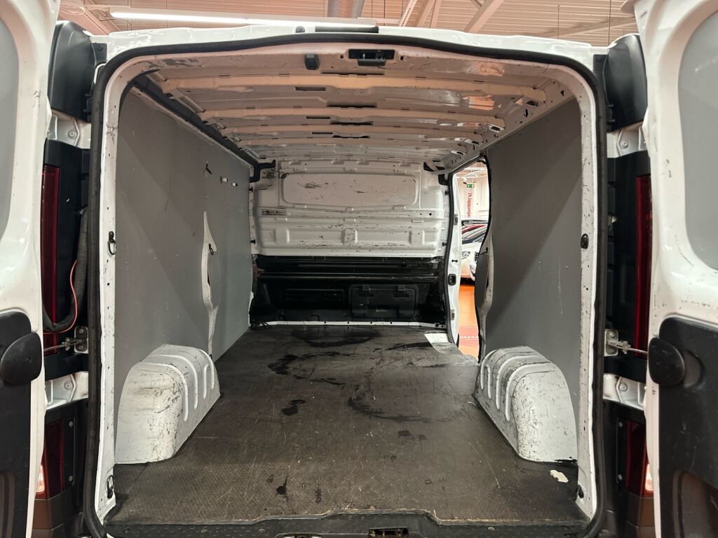 Renault Trafic 2018 Valkoinen