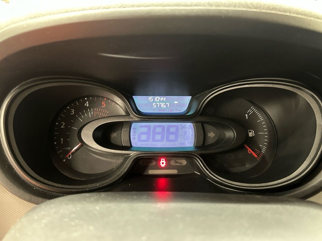 Renault Trafic 2018 Valkoinen