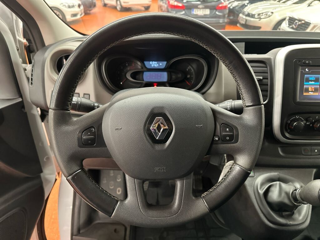 Renault Trafic 2018 Valkoinen
