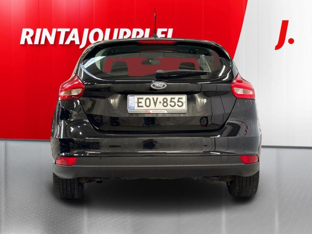 Ford Focus 2018 Musta