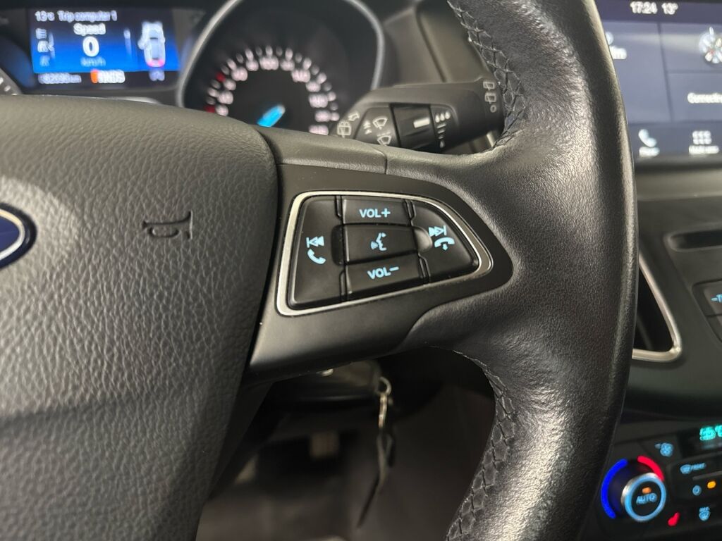 Ford Focus 2018 Harmaa