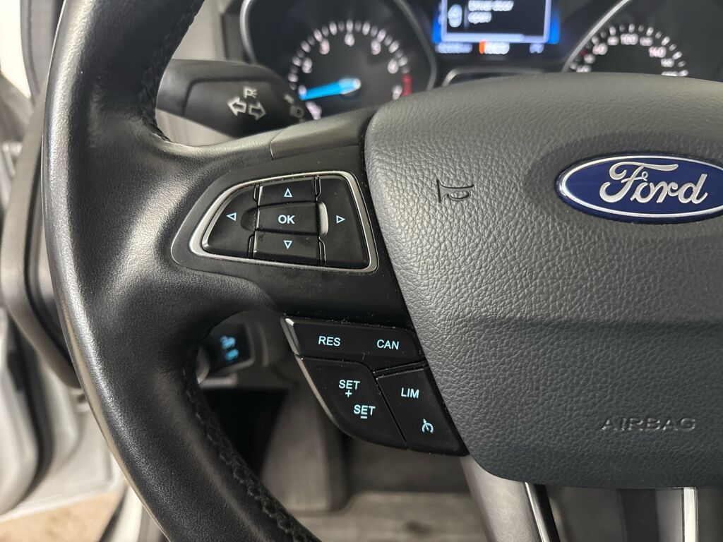 Ford Focus 2018 Harmaa