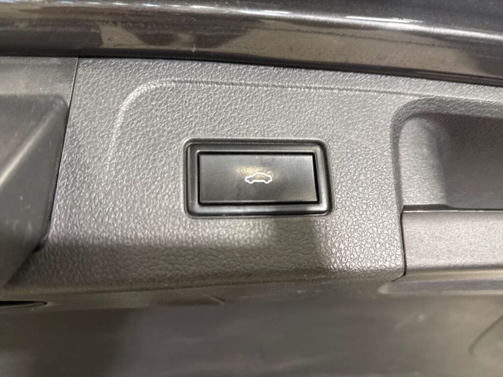 Volkswagen Passat 2018 Harmaa