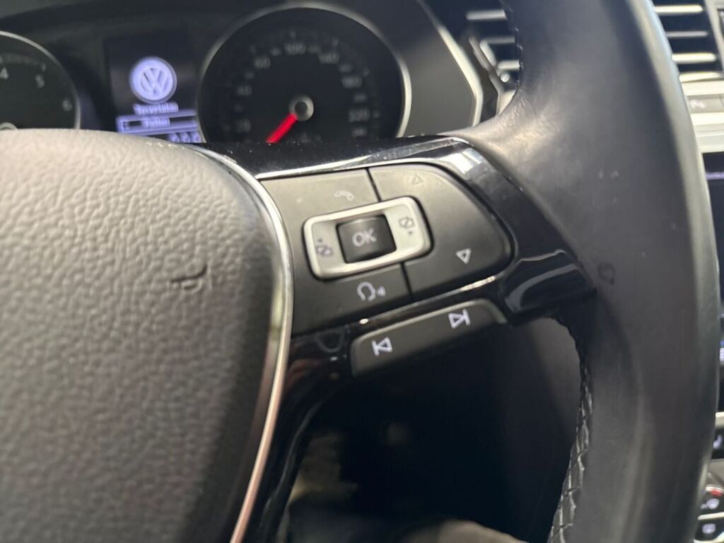 Volkswagen Passat 2018 Harmaa