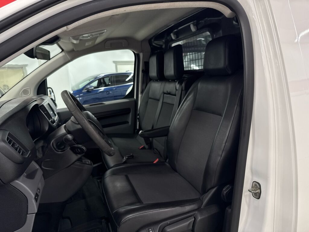 Citroen Jumpy 2018 Valkoinen