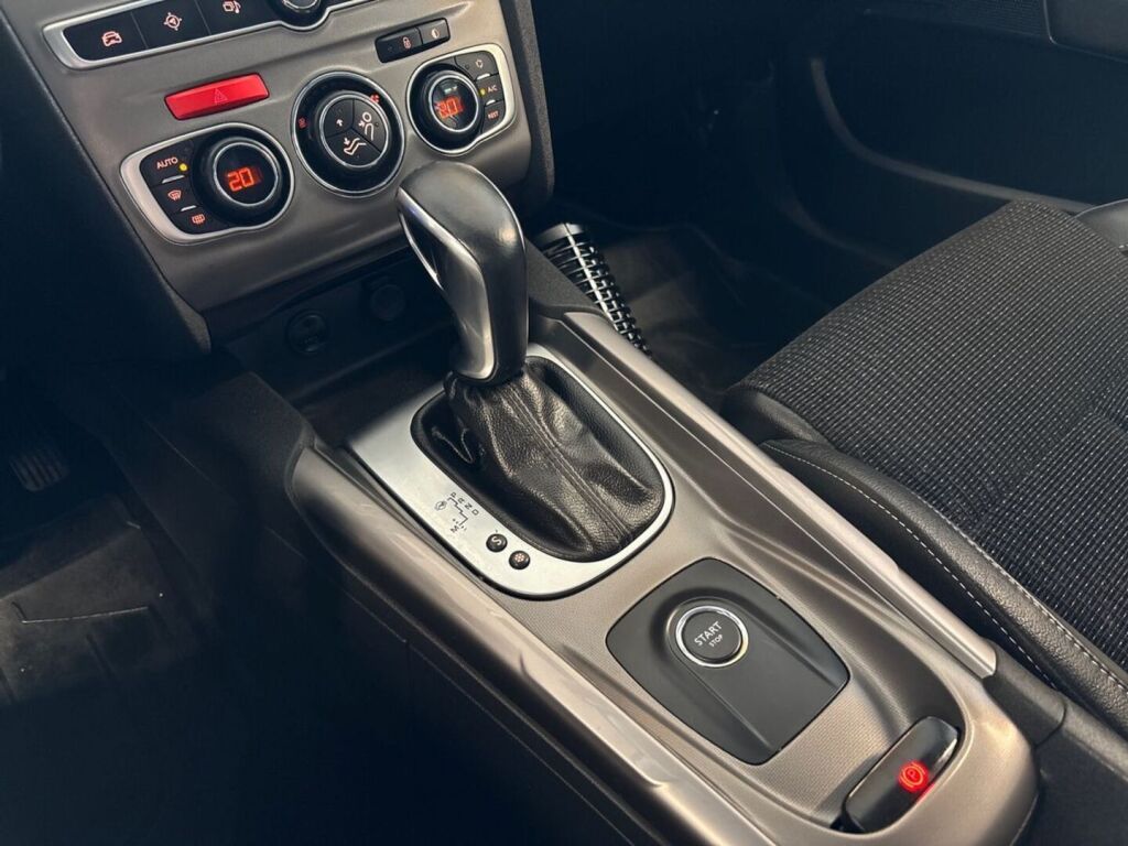 Citroen C4 2018 Valkoinen