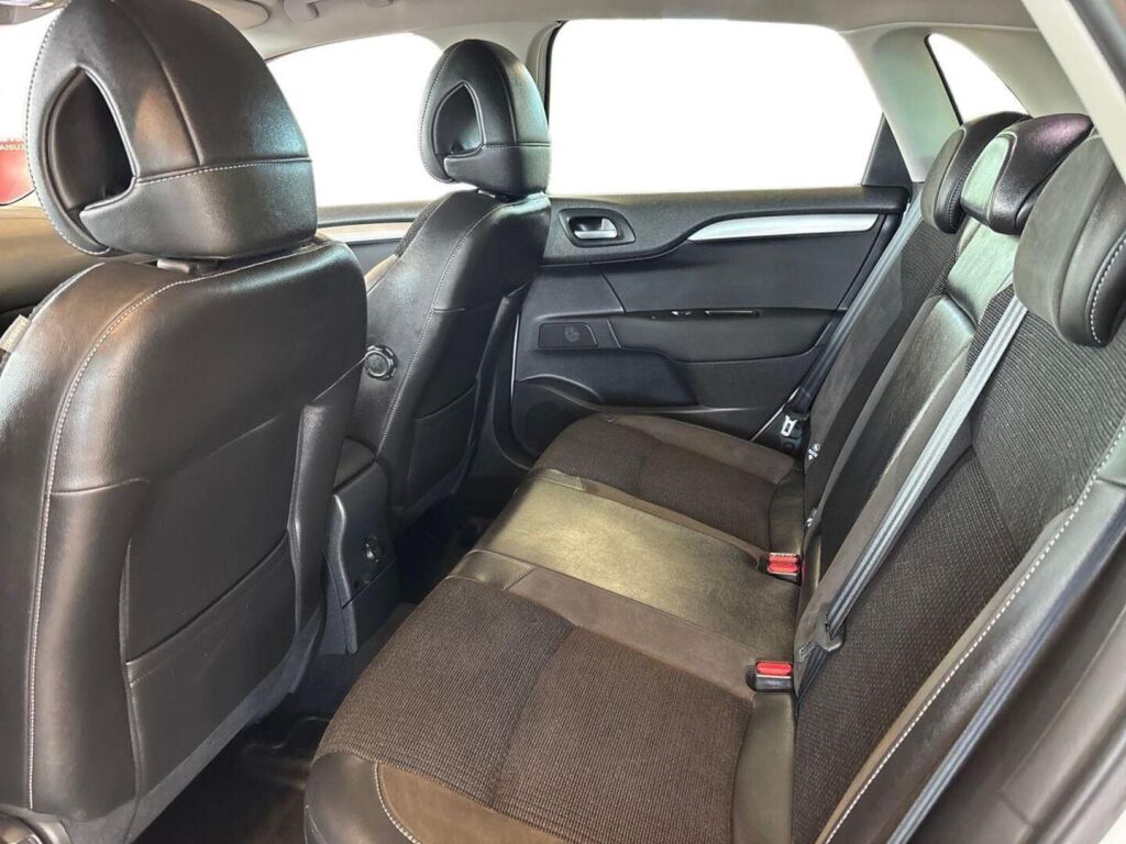 Citroen C4 2018 Valkoinen