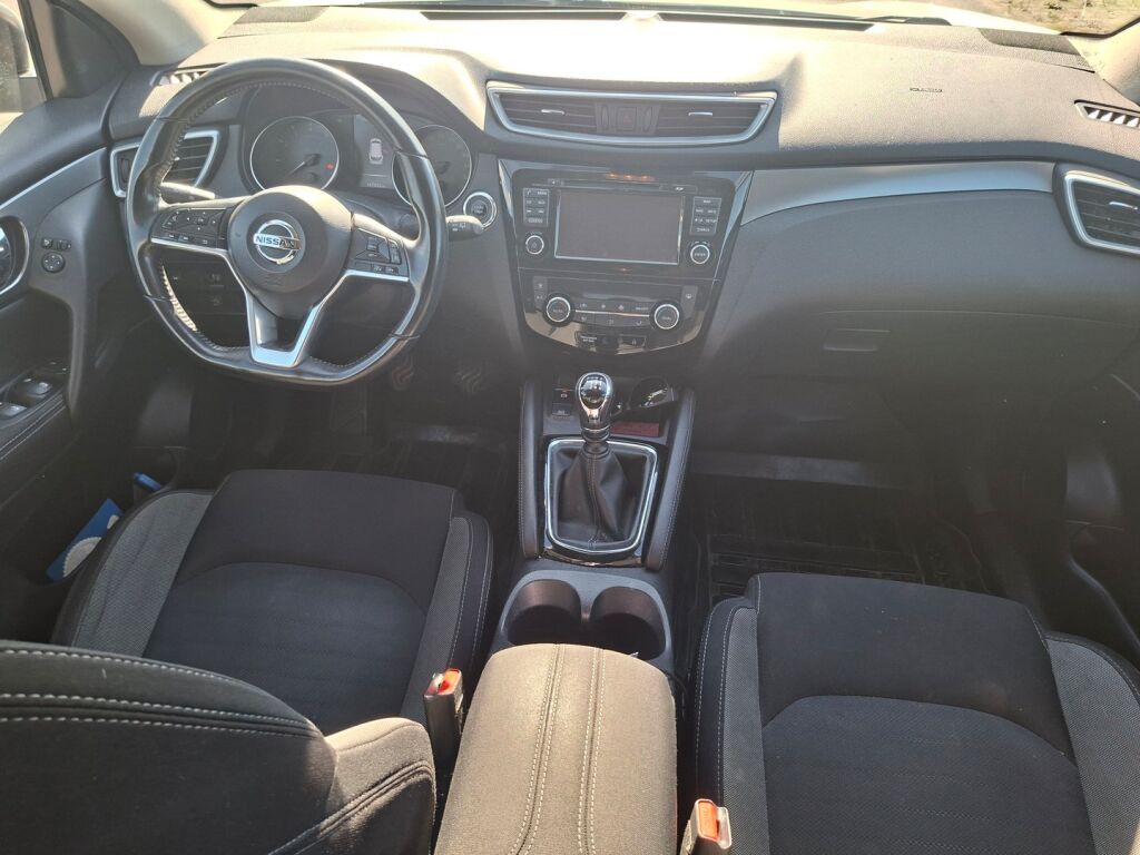 Nissan Qashqai 2017 Valkoinen