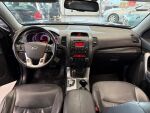 Kia Sorento 2011 Musta