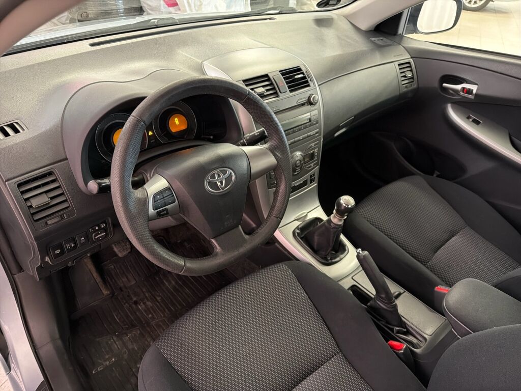 Toyota Corolla 2011 Sininen