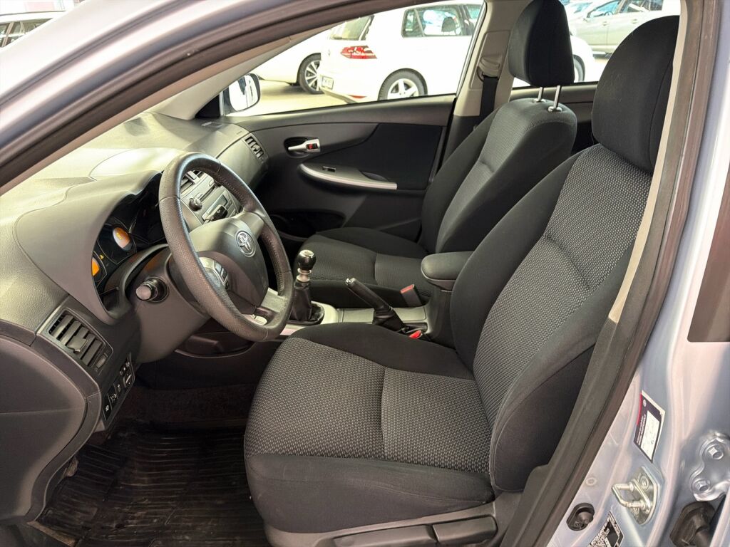 Toyota Corolla 2011 Sininen