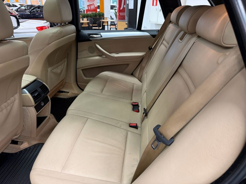 BMW X5 2007 Musta