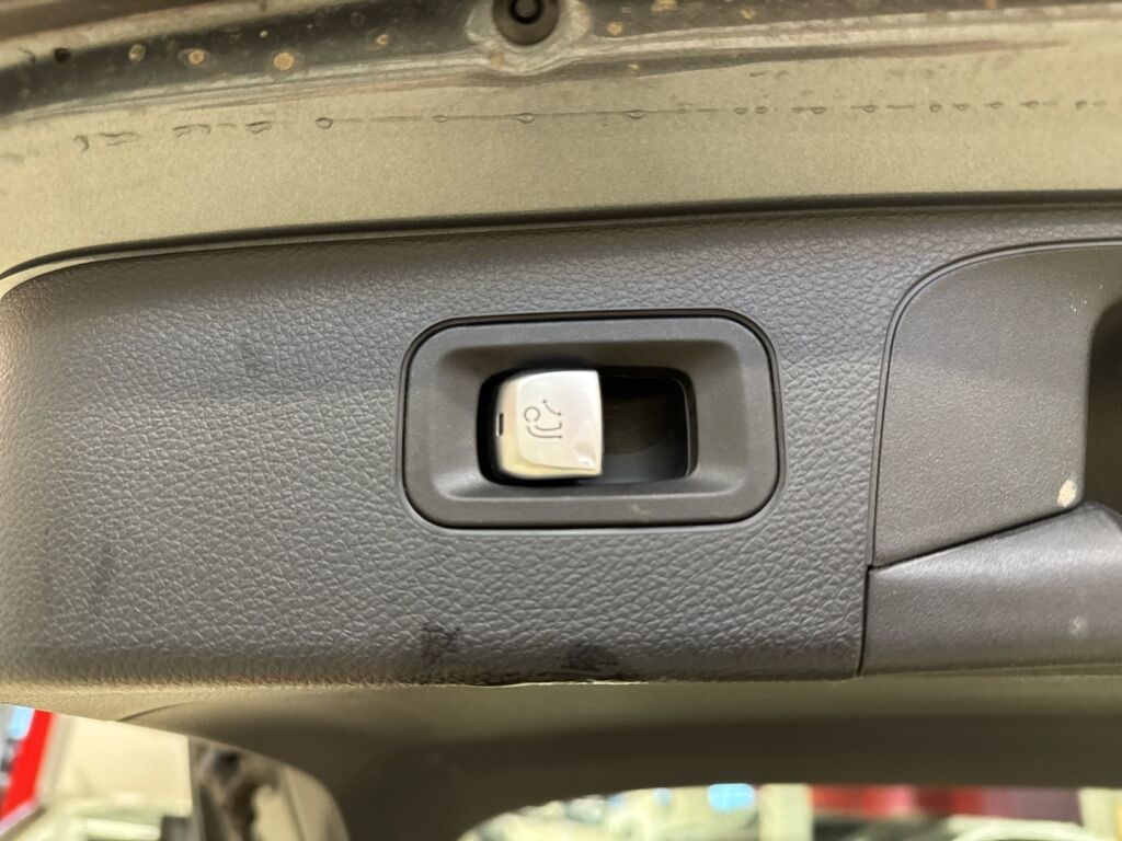 Mercedes-Benz GLC 2017 Harmaa